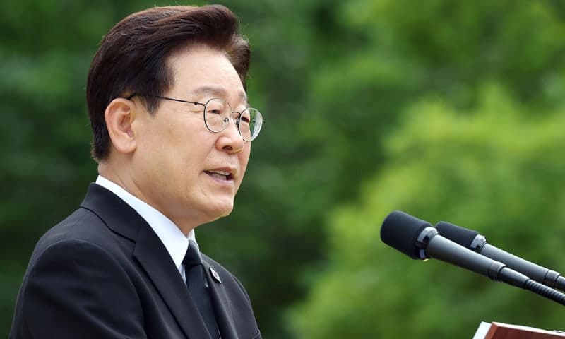 李대통령 "일베식 조롱, 사이트 폐쇄·징벌배상·과징금 검토"
