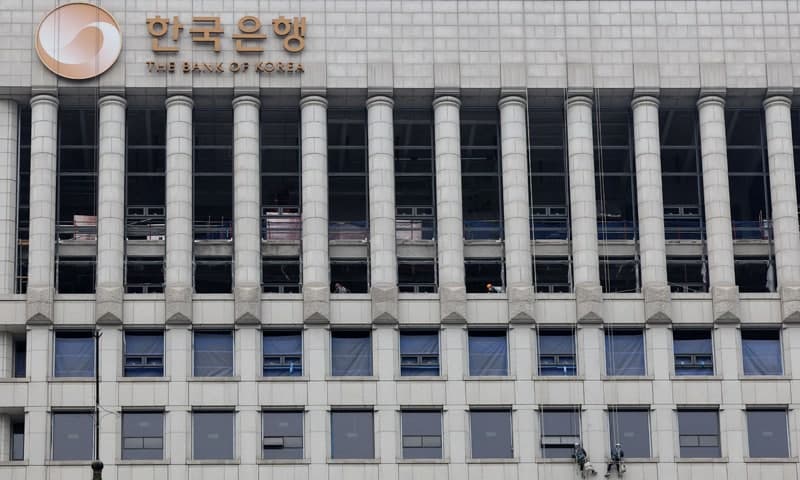 한은, 3000만원 들여 이창용 초상화 제작…“주요국 중앙은행도 만들어”