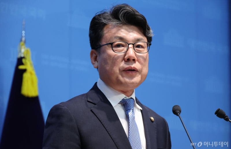 與서울시 전 부시장들 "GTX 철근누락 사태 오세훈에 경악, 사과하고 현장점검 나서야"
