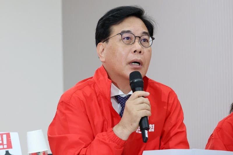 송언석 "李대통령, 스벅 저격 등 SNS 정치…선거개입 중단하고 민생 집중하라"