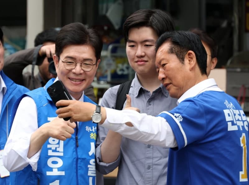 정청래 "李대통령 취임 1년도 안 돼 주식 두세 배…경제 살아나"
