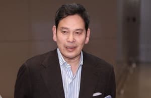 정용진, '탱크데이' 사과…5·18 폄훼 논란 확산