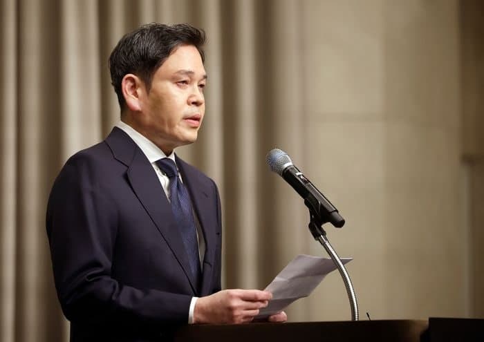 정용진 신세계 회장, 스벅 사태 "제 잘못, 용서 구한다" 대국민 사과