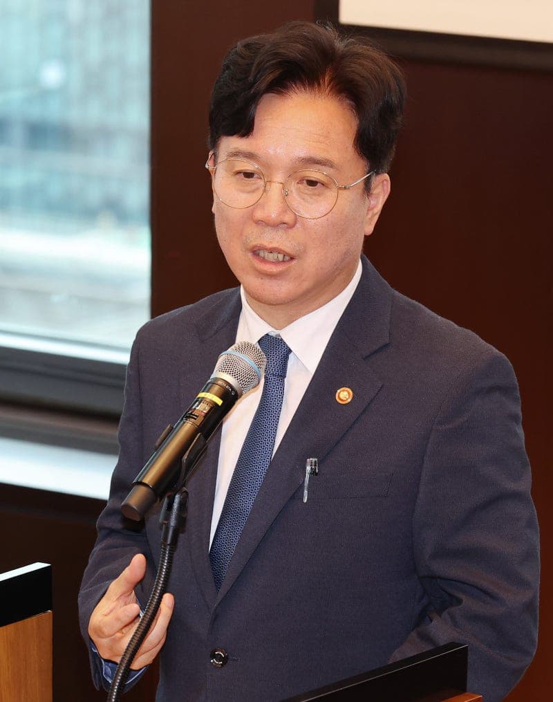 노동부, 서소문 고가차도 붕괴사고 "신속 수습" 지시…원인 규명 총력