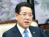 김영록 지사, 신세계 '5·18 탱크데이' 사과 "악어의 눈물" 맹탕 회견 비판