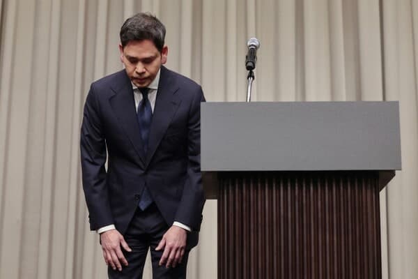 정용진, 5.18 마케팅 사과…진정성 공방