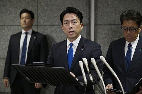 日방위상 "토마호크 도입 예정대로…北드론 공격 가능성 우려"
