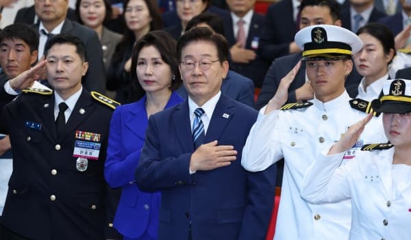 李대통령 "YS가 꿈꾼 해양강국 도약 앞당길 것" 부산 해양수도 육성