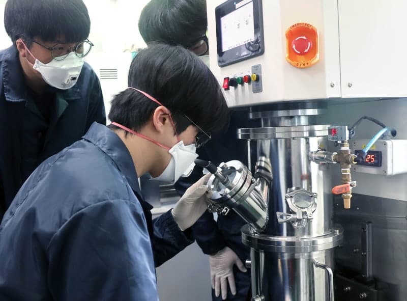 한자연, '망간 빠지고 용량 줄던' 차세대 배터리 전극 기술 이전…LMFP·나트륨 전지 상용화 속도