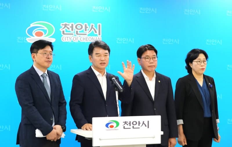 민주당, 박찬우 후보 흑색선전에 "불안함의 고백"…천안시장 후보 공방 격화