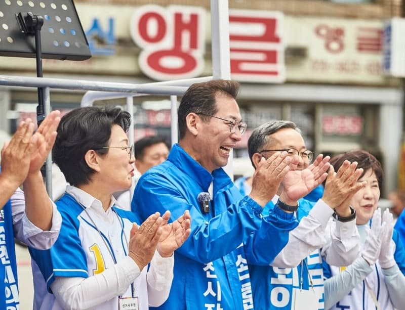순천시장 선거 '진흙탕'…민주당, 노관규 후보 '6대 의혹' 고발 "정치공작"