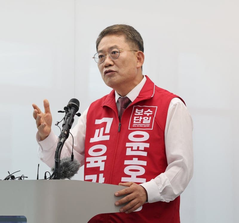 서울교육감 보수 후보들, "동성애 반대" 공약 두고 충돌…단일화는 열려 있다