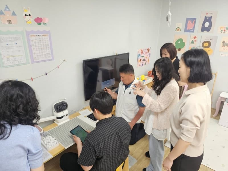 경북도, 공공 돌봄시설에 AI 돌봄 로봇 127대 보급…미래형 공공돌봄 본격 시동