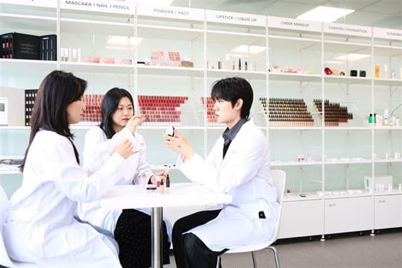 코스맥스, '글로벌 이노베이션 라이브러리' 확대 개편…제형+용기+데이터 통합 체계 구축