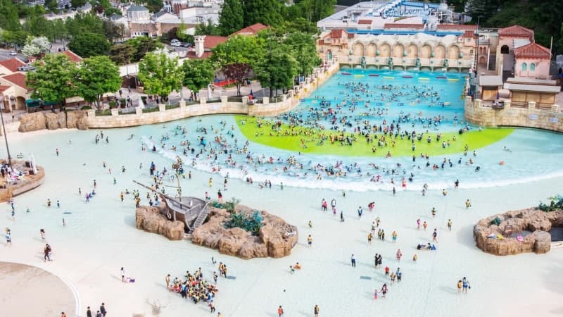'30도 무더위'에 캐리비안 베이, 야외 시설 최대 5주 조기 가동 돌입