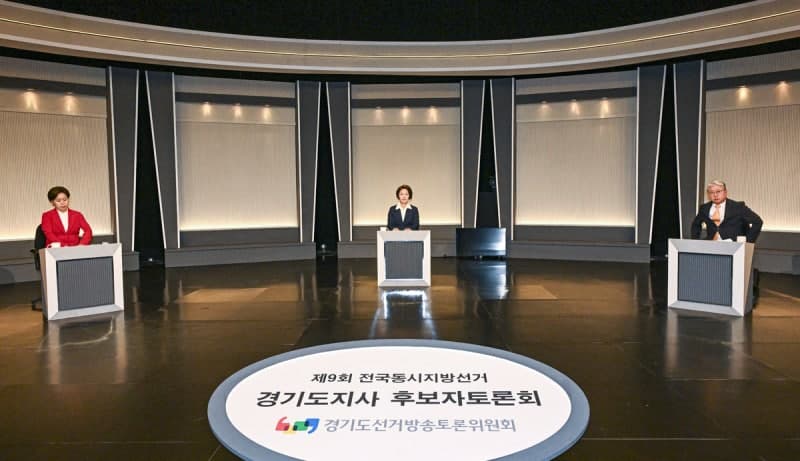 경기지사 후보 3인 토론회, '반도체법'·'GRDP 공약' 난타전…추미애-조응천-양향자 날선 공방