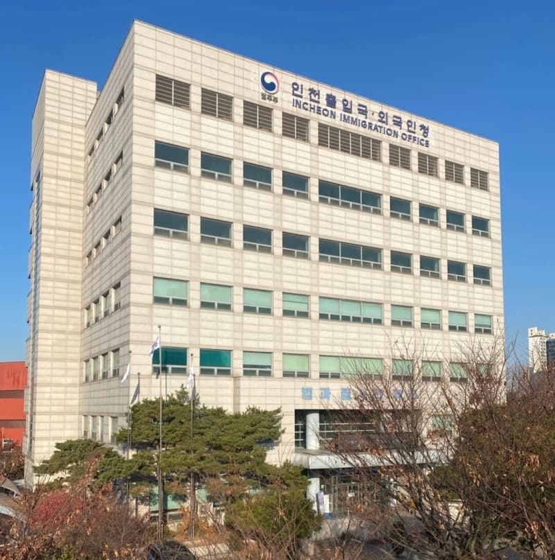 인천 이탈해 완도로 도주한 외국인 계절근로자 2명, 다시마 건조소서 사흘 만에 검거