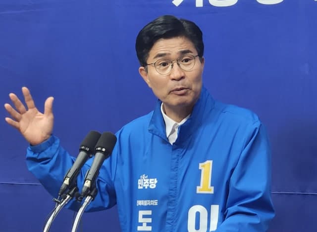 이원택 선대위, 김관영 후보 '허위사실 공표' 고발…"이재명 대통령 교감설은 거짓말"