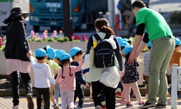 日 인구 5년새 300만 넘게 줄어 1억2천305만명…도쿄에만 몰려드는 청년들