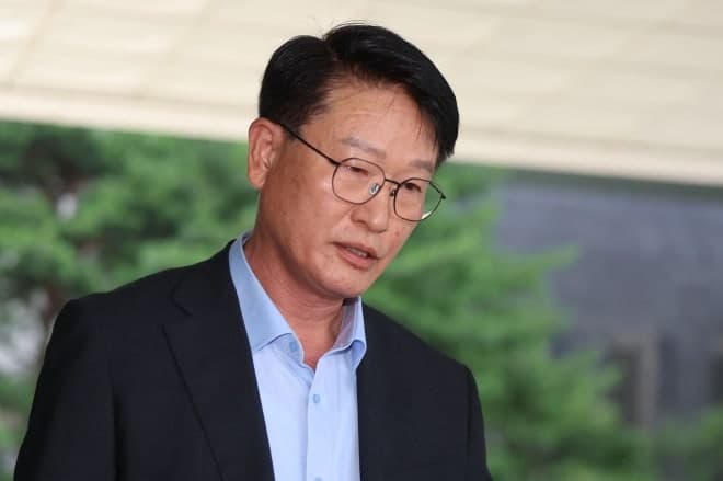 종합특검, '언론사 단전·단수 지시' 이영팔 前 소방청 차장 소환 조사