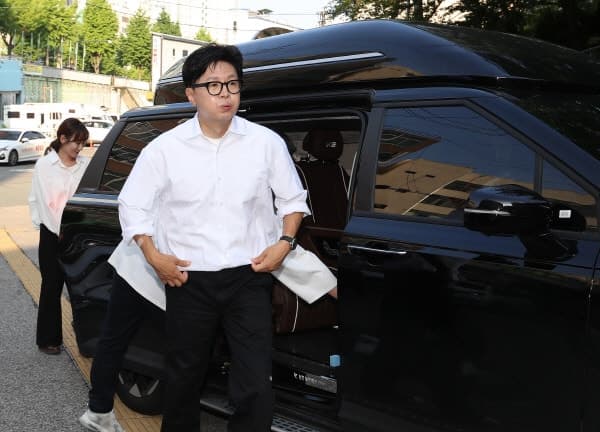선관위, 한동훈 '유사 선거사무소' 의혹 경찰 수사 의뢰…韓측 "혐의 발견 못한 것"
