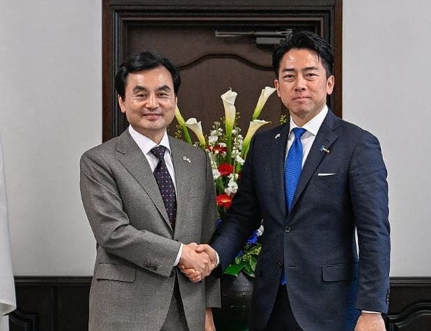 한일 해군 수색구조훈련 9년 만 재개, 안보협력 복원 상징