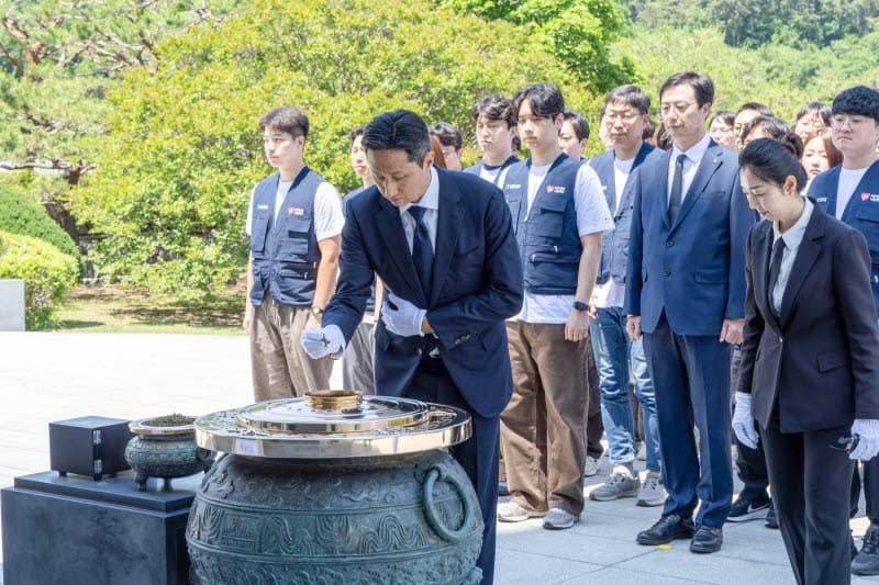 HD현대 정기선 회장 "참전용사들의 희생과 헌신을 후대에 전하는 것이 우리의 책임"