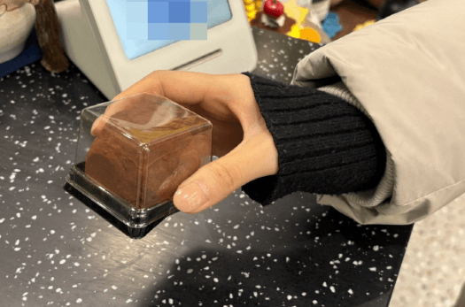SNS 대란 '두쫀쿠·버터떡' 불법 제조·유통 일당 적발…2만5천개 압수