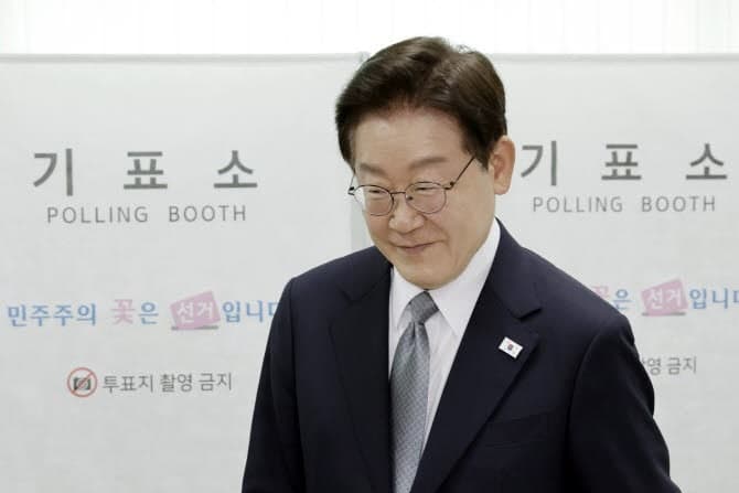 李대통령 지지도 59.1%, 2주 연속 '소폭' 하락…"안전 악재·朴유세에 보수결집"