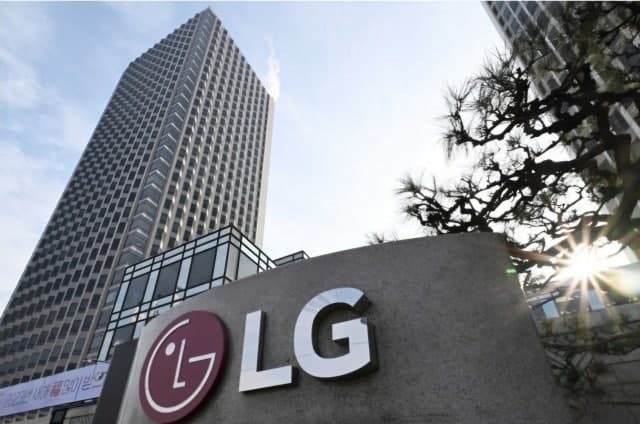 “젠슨 황 온다” LG그룹주 이틀째 들썩…LG전자 상한가 직행