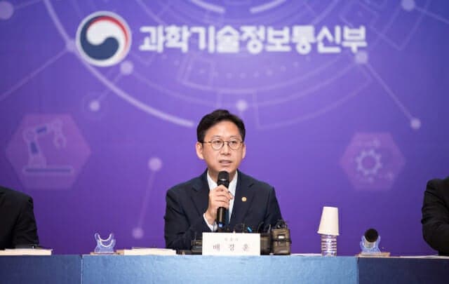K-AI 독자모델, 반도체·농업·원전 현장으로 확산…SK하이닉스 성공 비결에 '국산 AI, 독파모' 있다