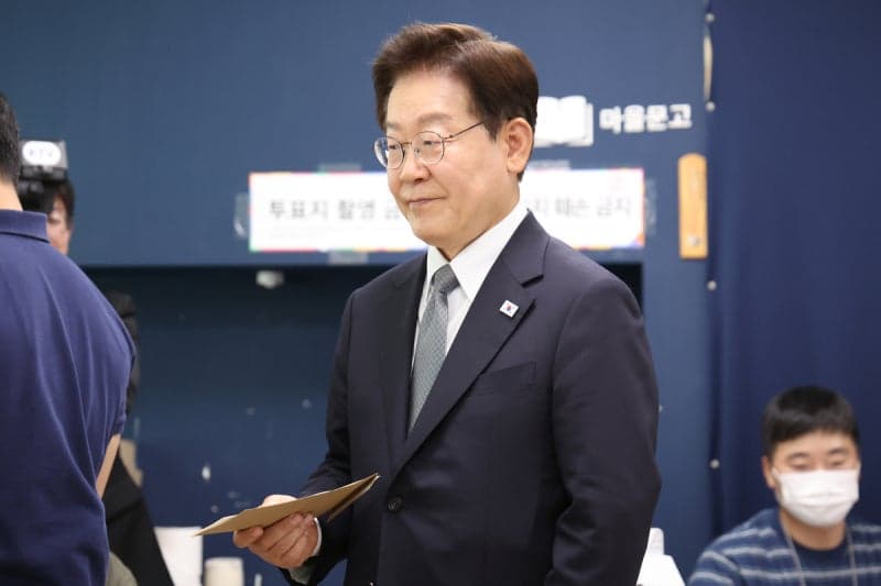 李대통령 "부동산 불법투기·탈세 이젠 안 돼…불로소득 공화국 탈출"