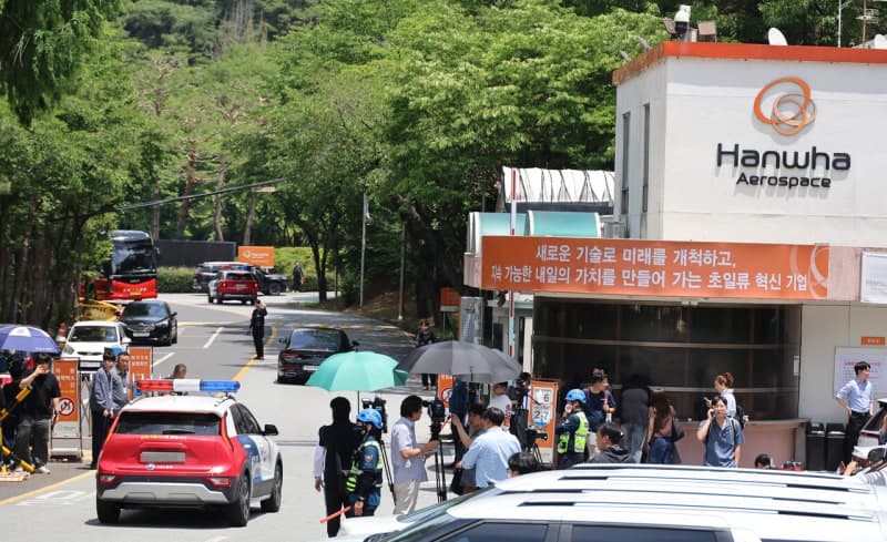 한화에어로 폭발사고에 여야 유세 중단, "로고송·율동 자제"