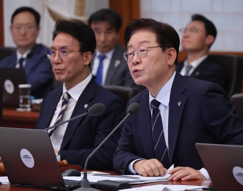 이 대통령 "판결문 공개 안하면 법원 어떤 기준인지 국민은 알 수 없어"