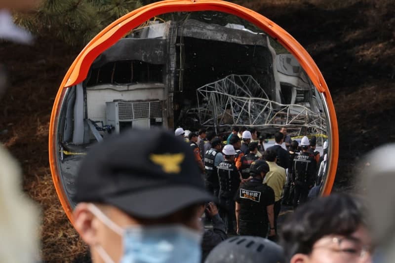 “1번 미상, 2번 미상”… 한화에어로 희생자 신원 확인 어려워 유가족 비통