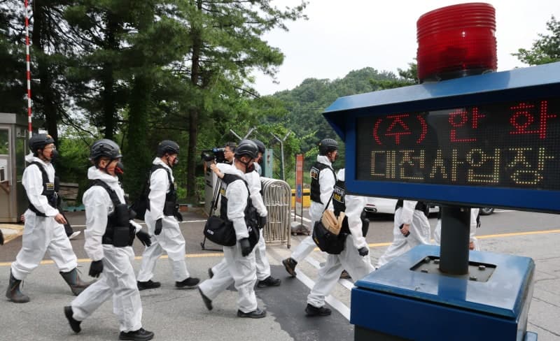 경찰, 한화에어로 폭발사고 사망자 5명 신원 모두 확인… "유족에 인도 예정"
