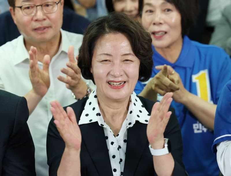 추미애, '추다르크' 유리천장 깨고 첫 여성 광역단체장 탄생