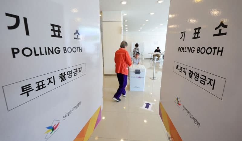 “투표용지 갖고 밖으로 나가” 선거관리인 폭행·소란 등 선거 관련 112신고 88건 접수