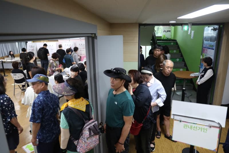 “기부행위 안 돼요”…선거 사무원에 음식·술 제공 혐의로 검찰 고발