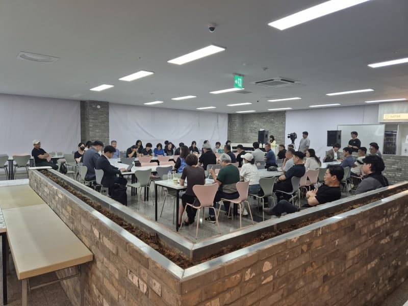 제주항공 참사 1년 5개월, 유가족 "책임자 구속 0건…기소 미루는 검찰 납득 안 돼"