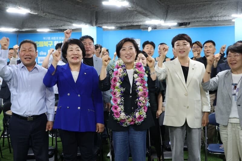 신수정, 광주 첫 여성 구청장 당선 "광주역 대전환 이룰 것"