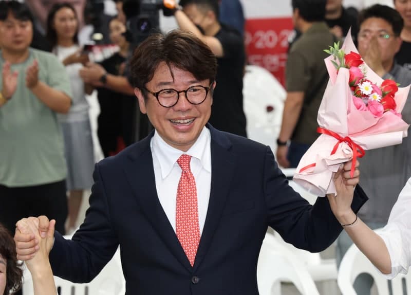 유의동, 3파전 혈투 끝에 '평택을 재탈환'…4선 고지 올라