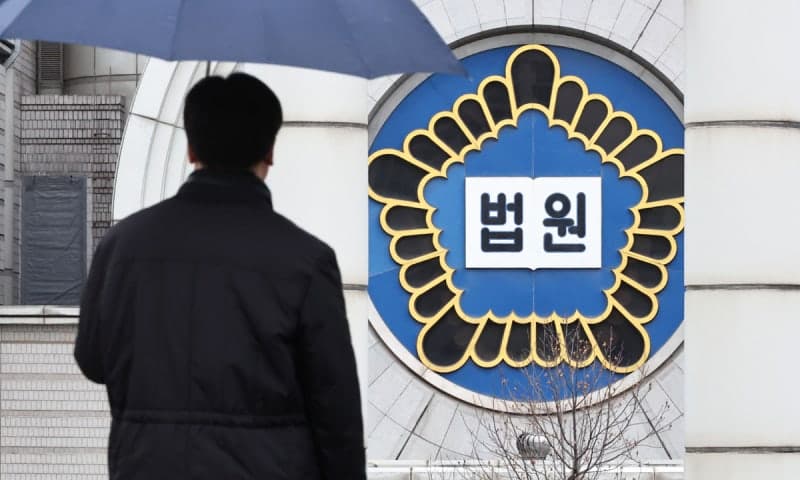 종합특검, '반란' 김용현·'관저 이전' 이상민 첫 소환…"불법 수사 맞서 싸울 것"