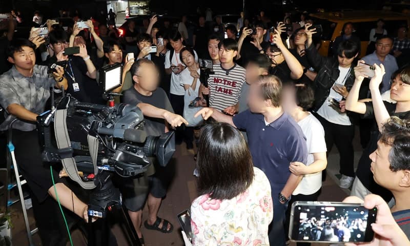 선관위 "투표용지 부족, 재선거 사유 아냐"…국힘 "선거 무효" 투표함 반출 대치