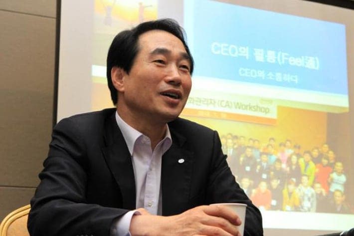 우상호 강원도정 인수위원장에 '전 새누리당 최흥집 강원지사 후보' 발탁