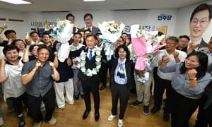 30년 보수 독점 강릉, 민주당 김중남 첫 진보계열 시장 당선 "청년이 돌아오는 도시로"