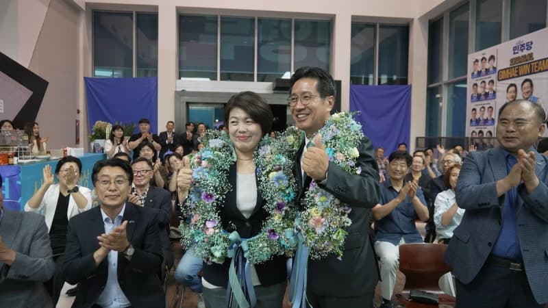 ‘노무현 고향’ 김해, 민주당 품으로…정영두 후보 4년 만에 김해시장 탈환