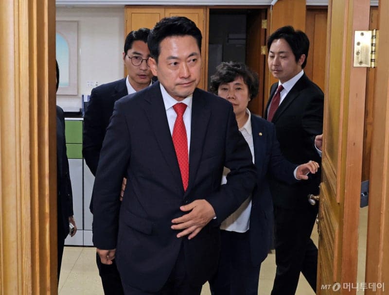 장동혁 "어려웠던 선거, 희망 불씨 지켜…주어진 책임 외면 안 해"