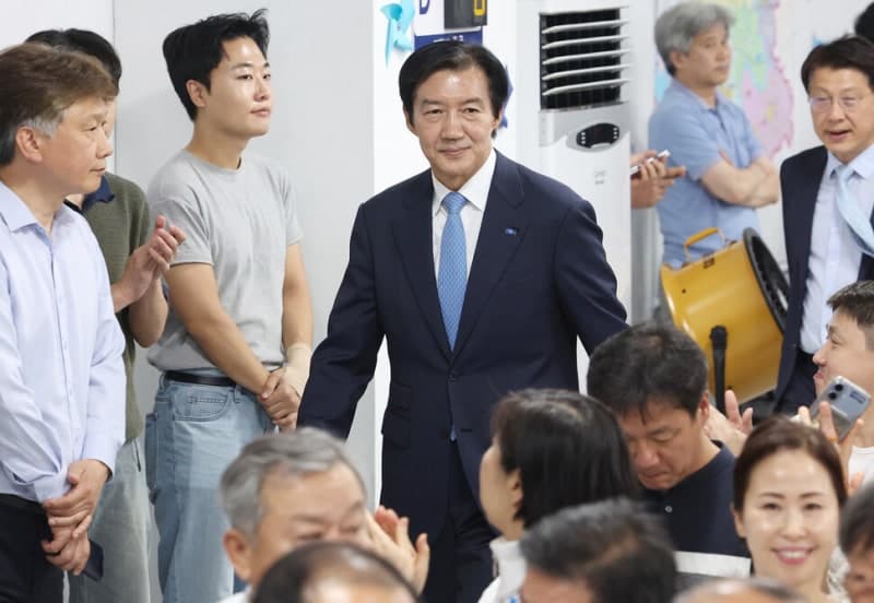 조국 "선거 결과 겸허히 받아들여…평택 미래 보탬되겠다" 재선거 패배 인정