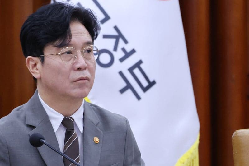 고용부, 하반기 '노사교섭 지원팀' 가동…김영훈 장관 "안전 앞 타협 없다"